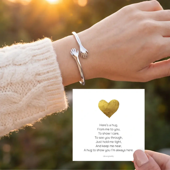 Hug Bracelet