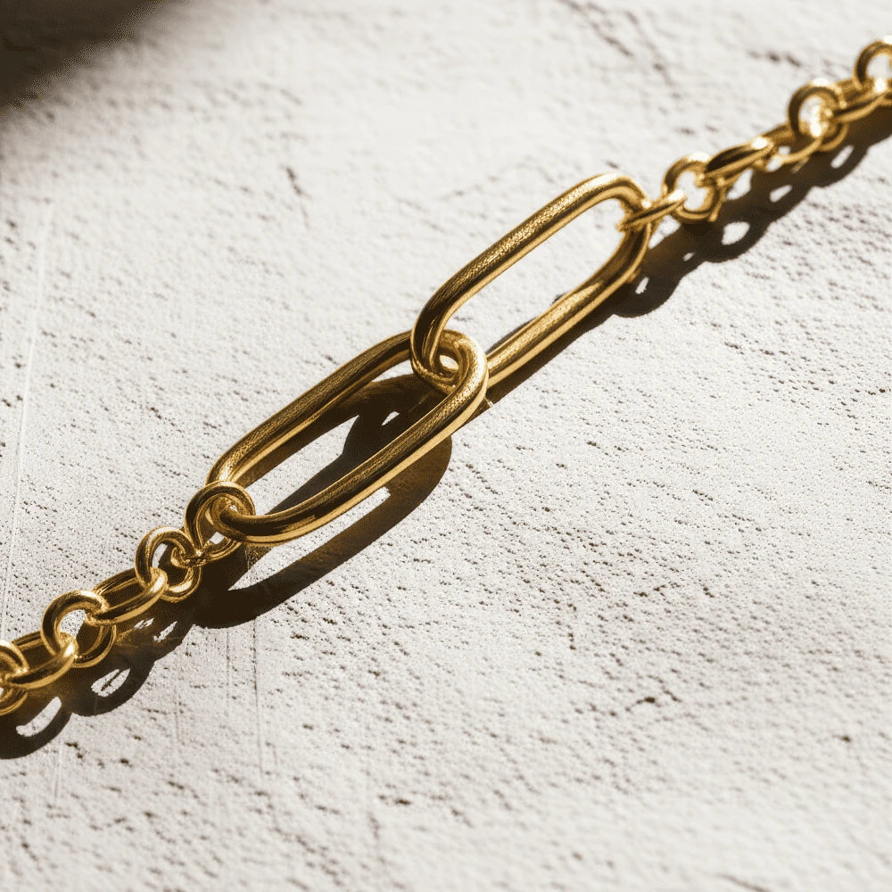 Linked Bracelet • Aunt