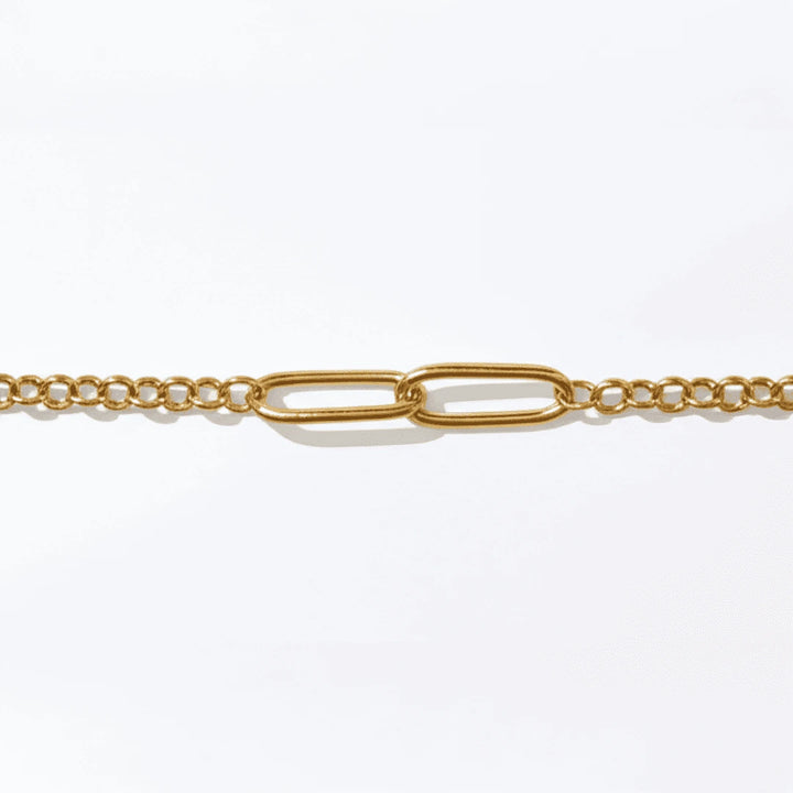 Linked Bracelet • Aunt